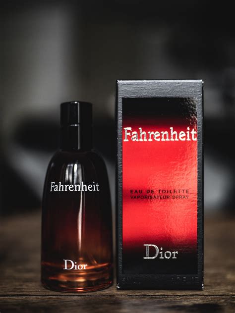 dior fahrenheit scent reviews.